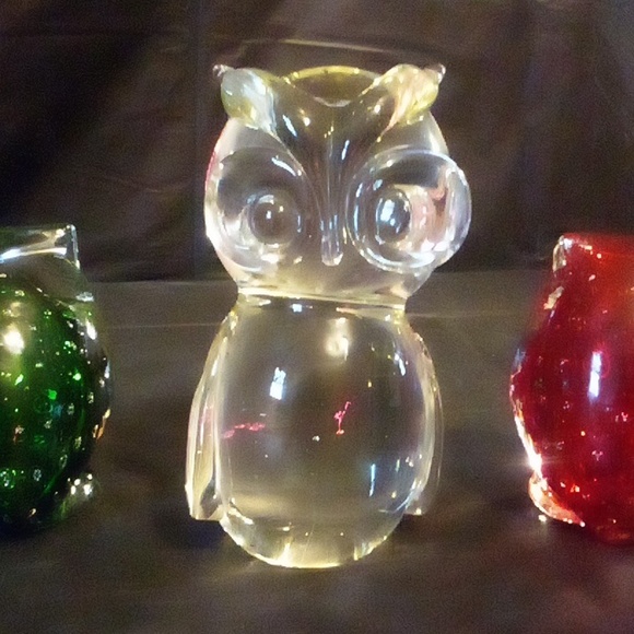 Owl paperweight or objects D' art bundle, red & green twins are blown glass - Picture 5 of 8